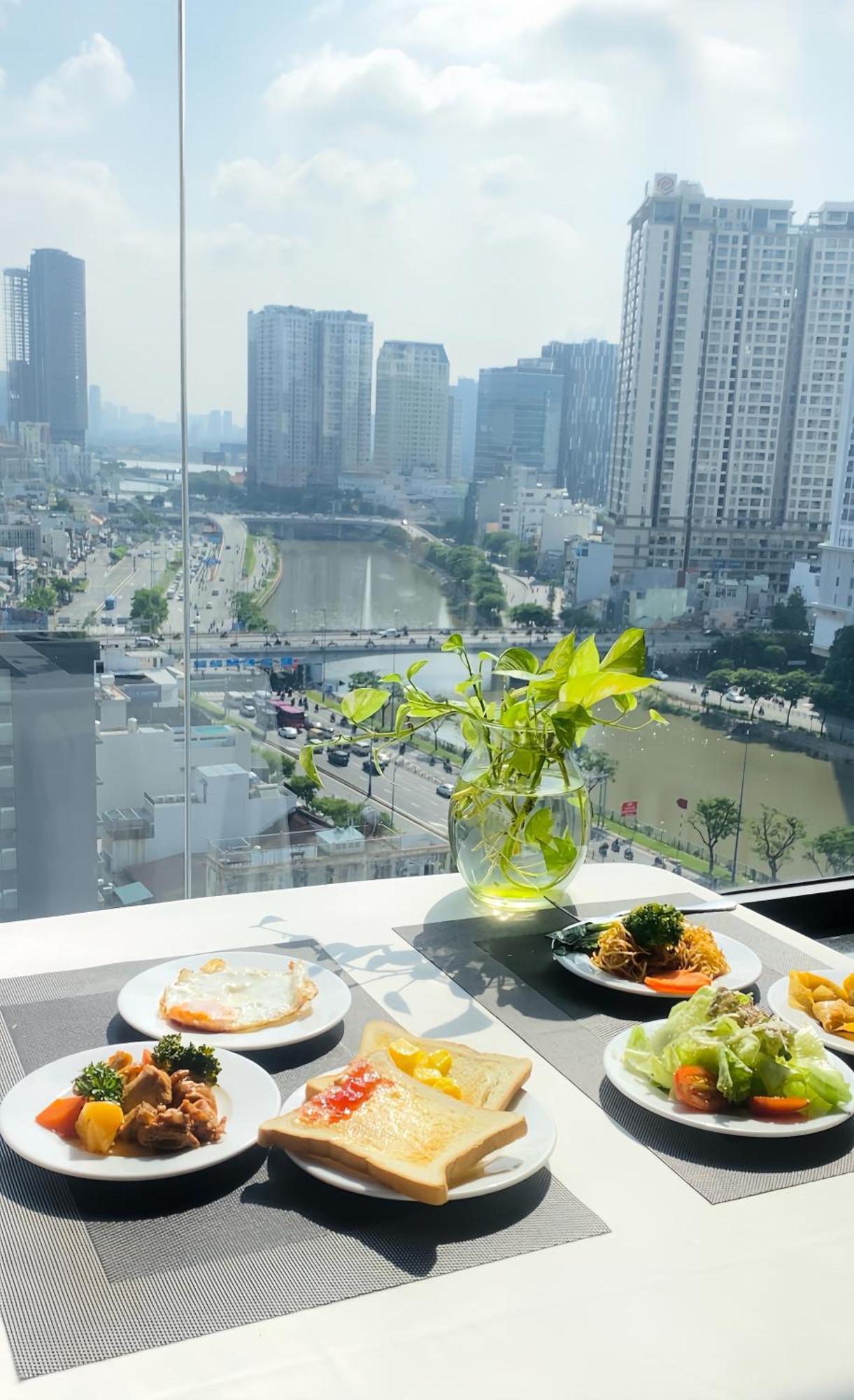 Huazhu Hotel Ho Chi Minh-stad Buitenkant foto