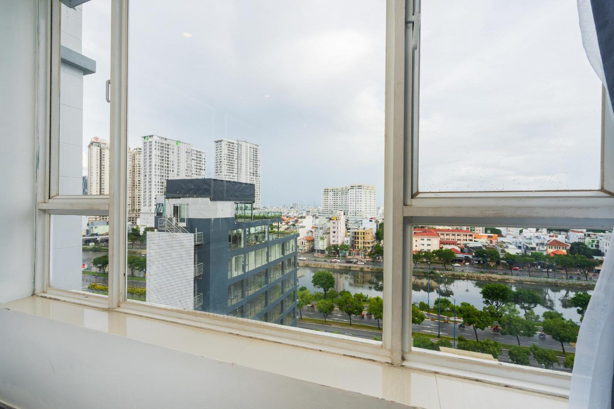 Huazhu Hotel Ho Chi Minh-stad Buitenkant foto