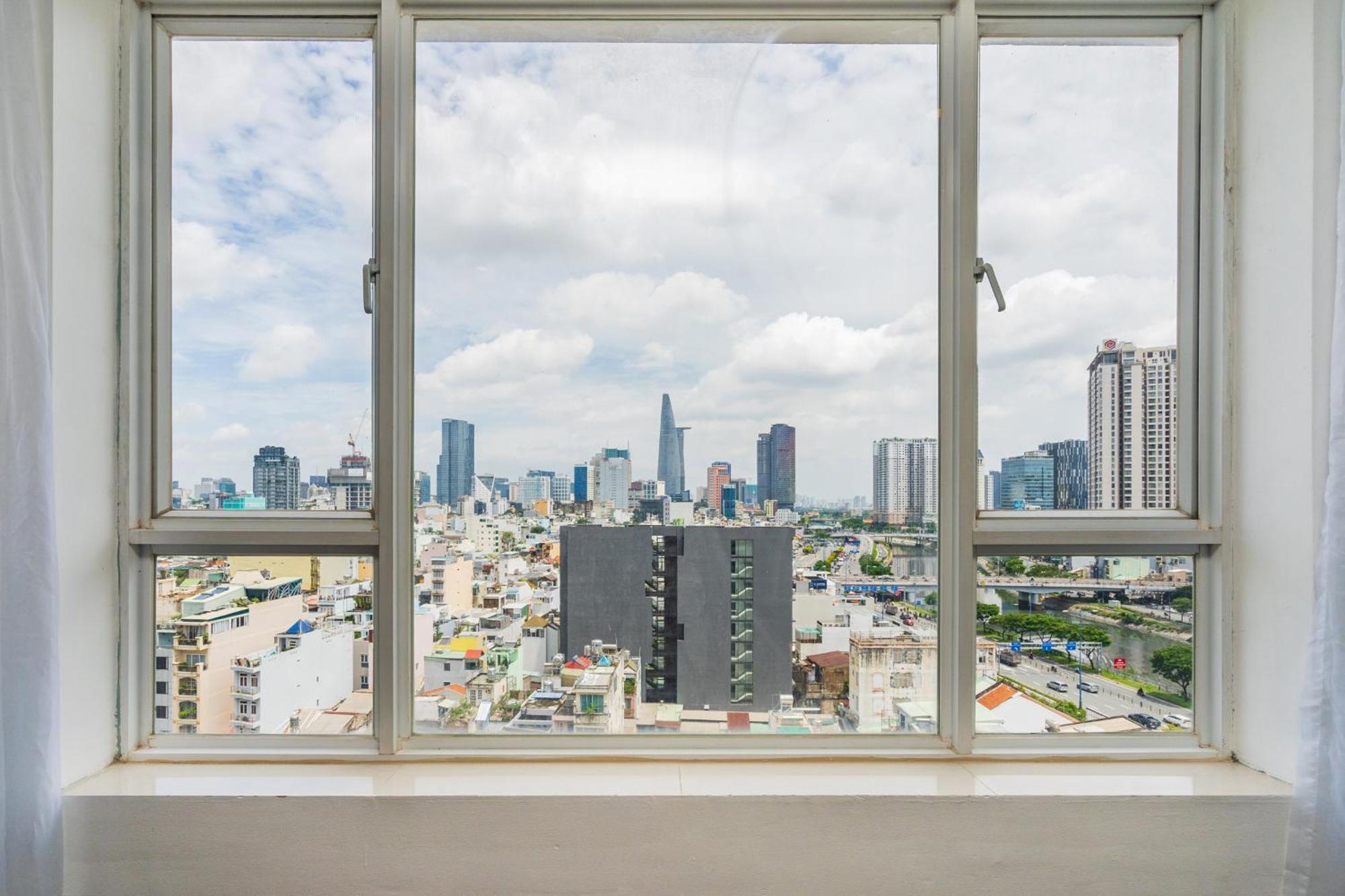 Huazhu Hotel Ho Chi Minh-stad Buitenkant foto